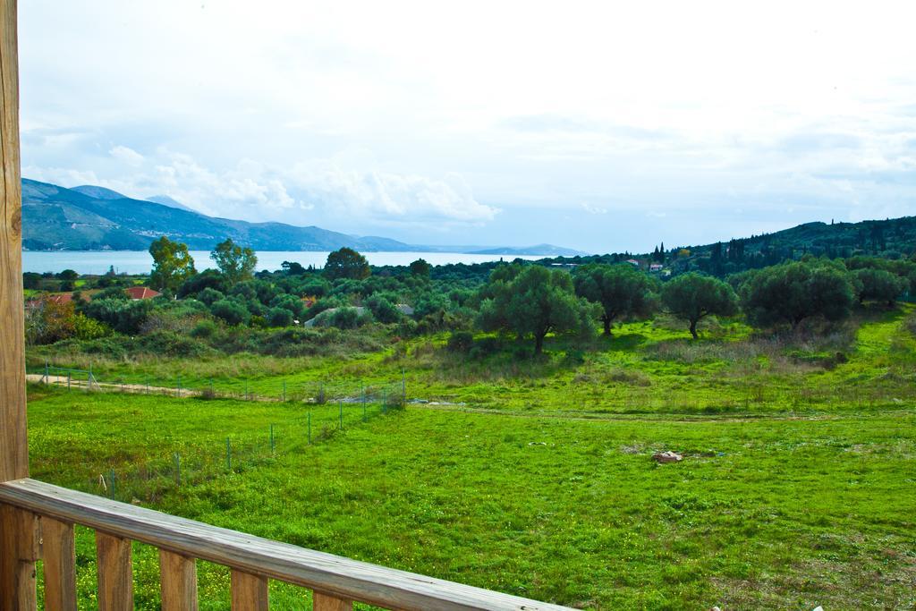 Ermolaos Hillside Villas Lixouri Exterior photo